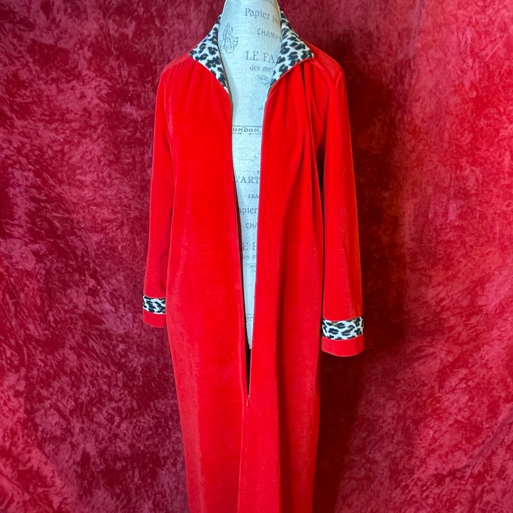 Vanity Fair vintage cheetah red felt zip up robe / dress / kaftan
